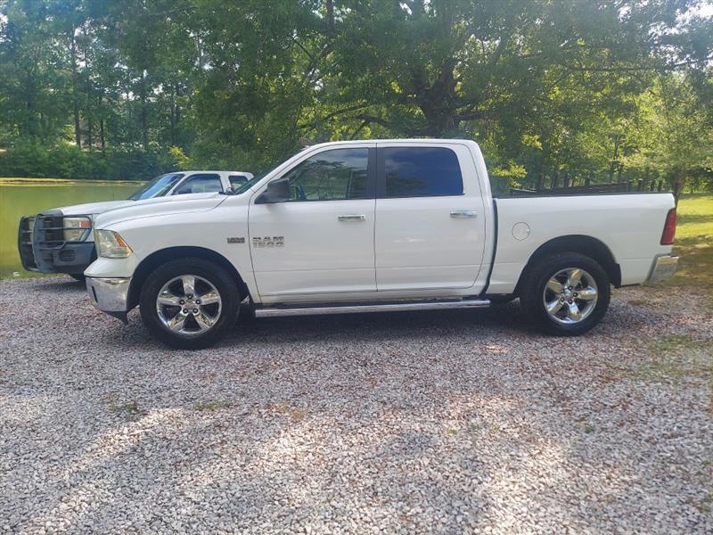 RAM 1500 SLT Crew Cab SWB 4WD 2014