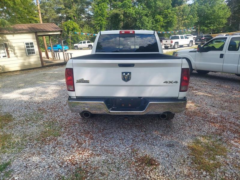 RAM 1500 SLT Crew Cab SWB 4WD 2014