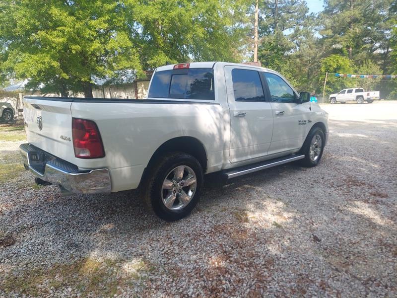 RAM 1500 SLT Crew Cab SWB 4WD 2014