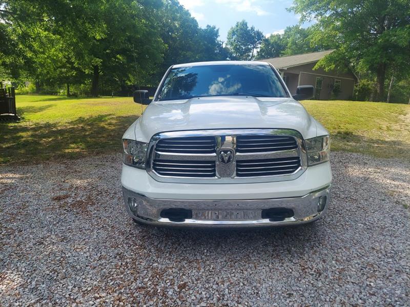RAM 1500 SLT Crew Cab SWB 4WD 2014