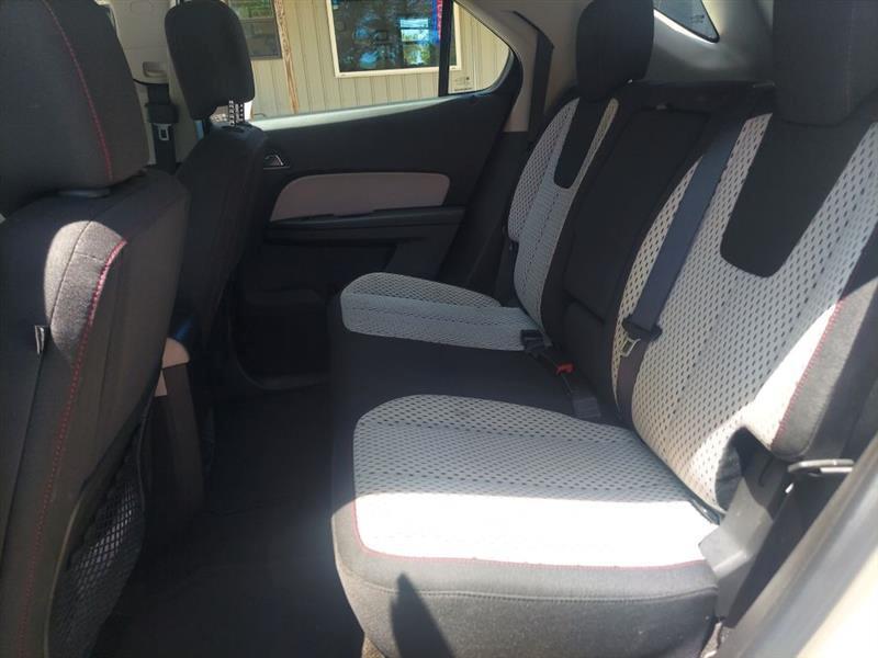 Chevrolet Equinox LS 2WD 2013