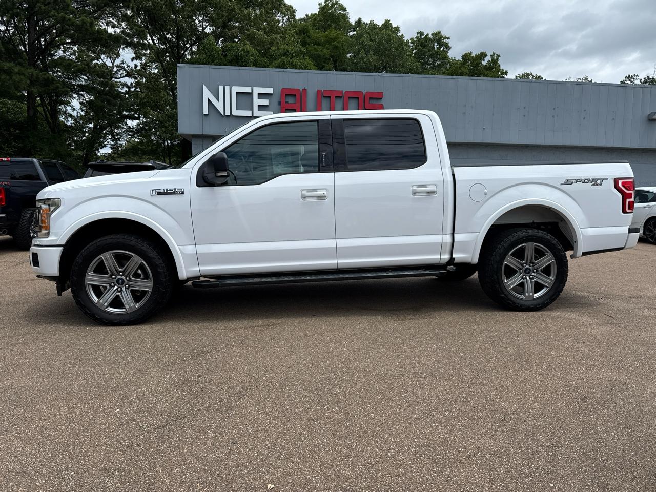 Ford F-150 XLT SuperCrew Short Bed 4WD 2018