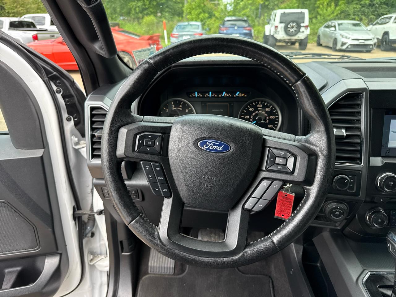 Ford F-150 XLT SuperCrew Short Bed 4WD 2018