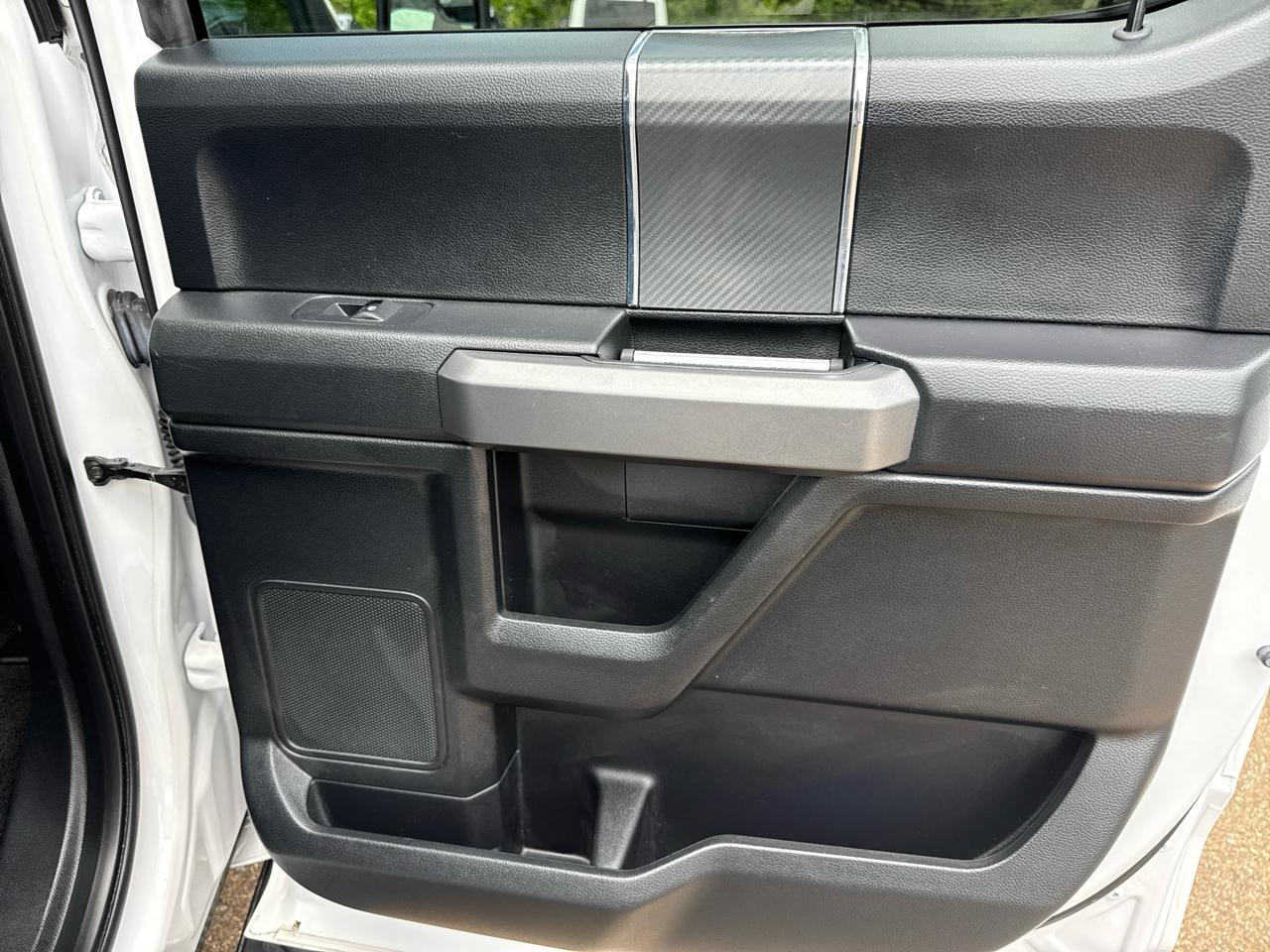 Ford F-150 XLT SuperCrew Short Bed 4WD 2018