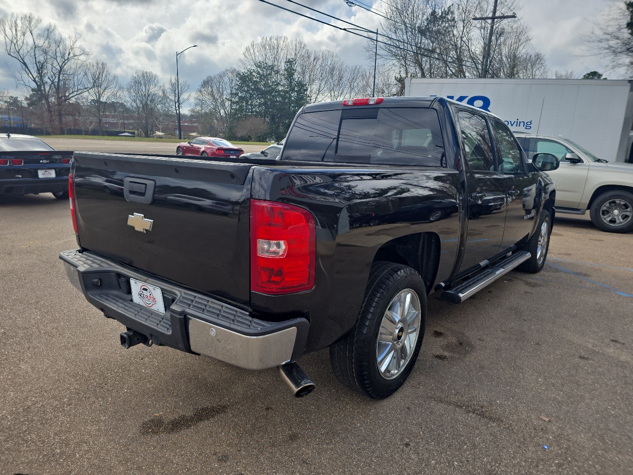 Chevrolet Silverado 1500 LTZ Z71 Crew Cab 4WD 2013
