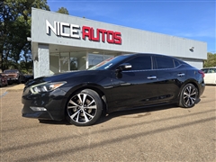 2017 Nissan Maxima 