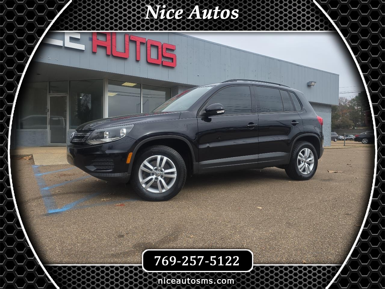 2016 Volkswagen Tiguan S's photo