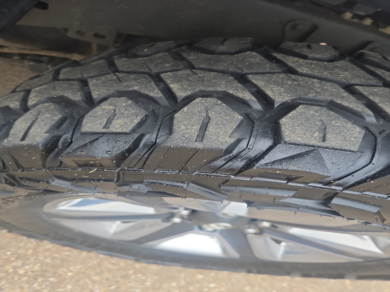 Toyota Tacoma 4WD Double Cab V6 AT Limited (Natl) 2016