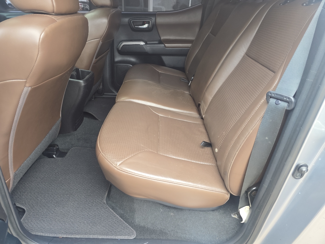 Toyota Tacoma 4WD Double Cab V6 AT Limited (Natl) 2016