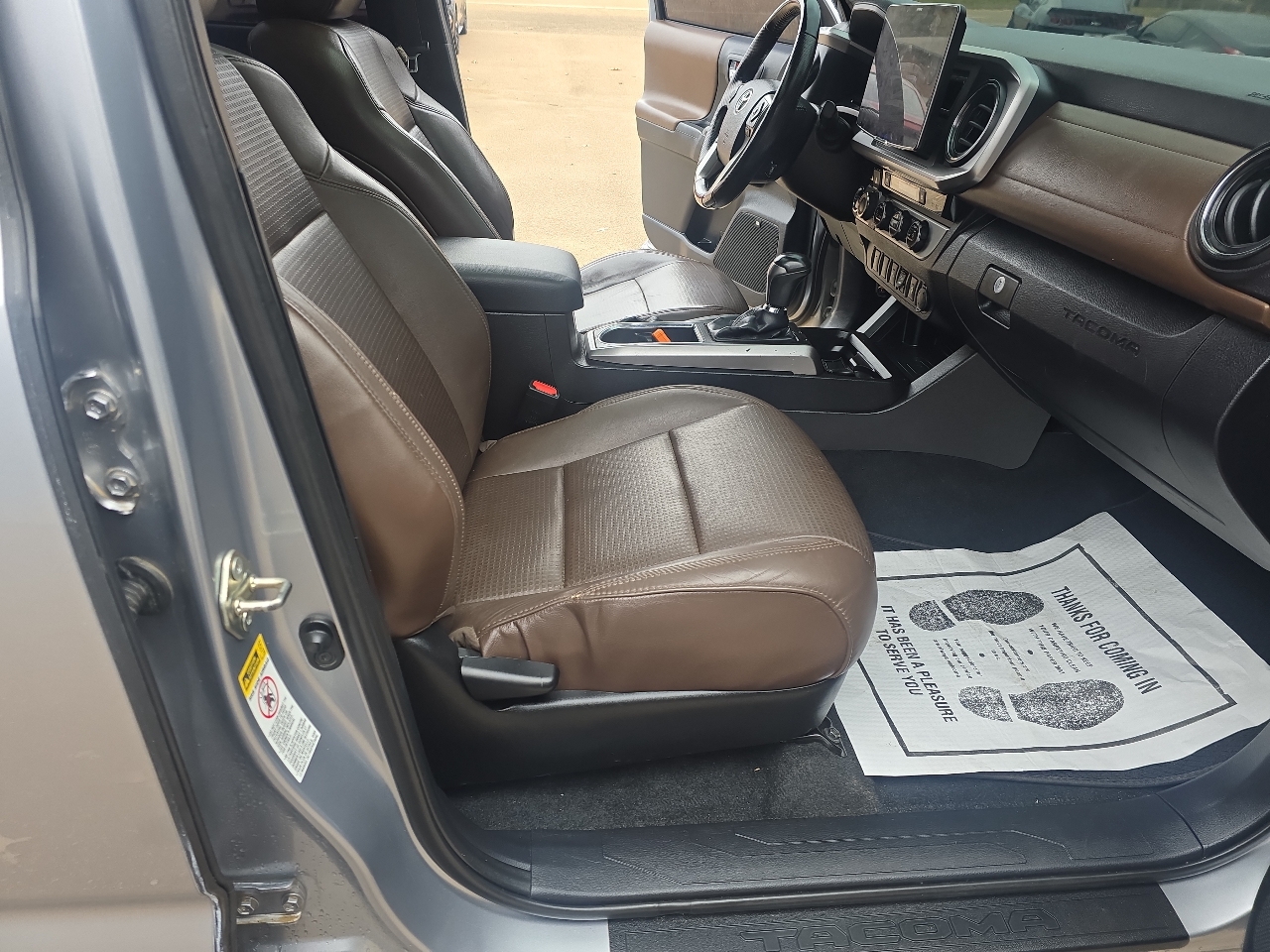 Toyota Tacoma 4WD Double Cab V6 AT Limited (Natl) 2016