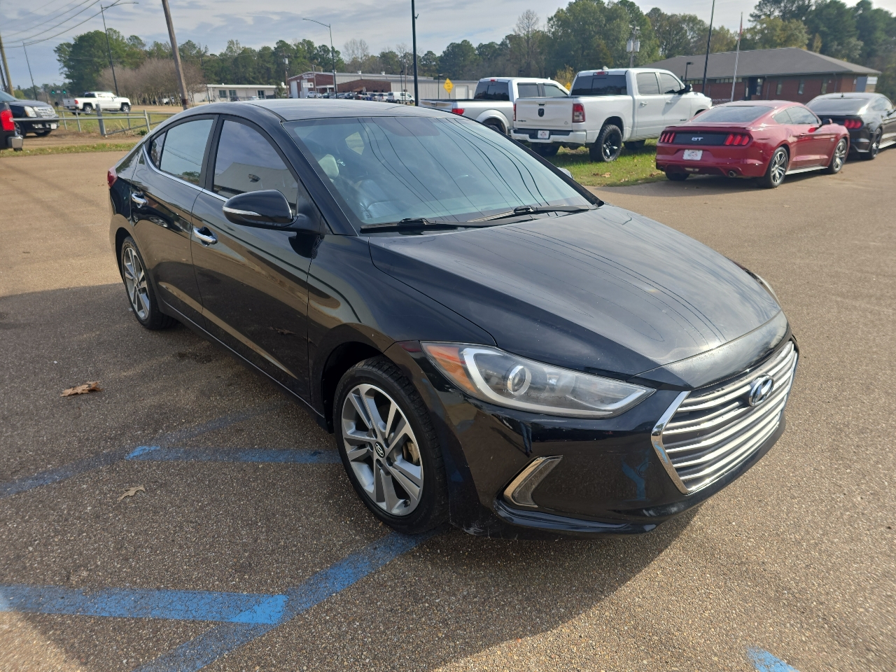 Hyundai Elantra Limited 4D Sedan at 2017