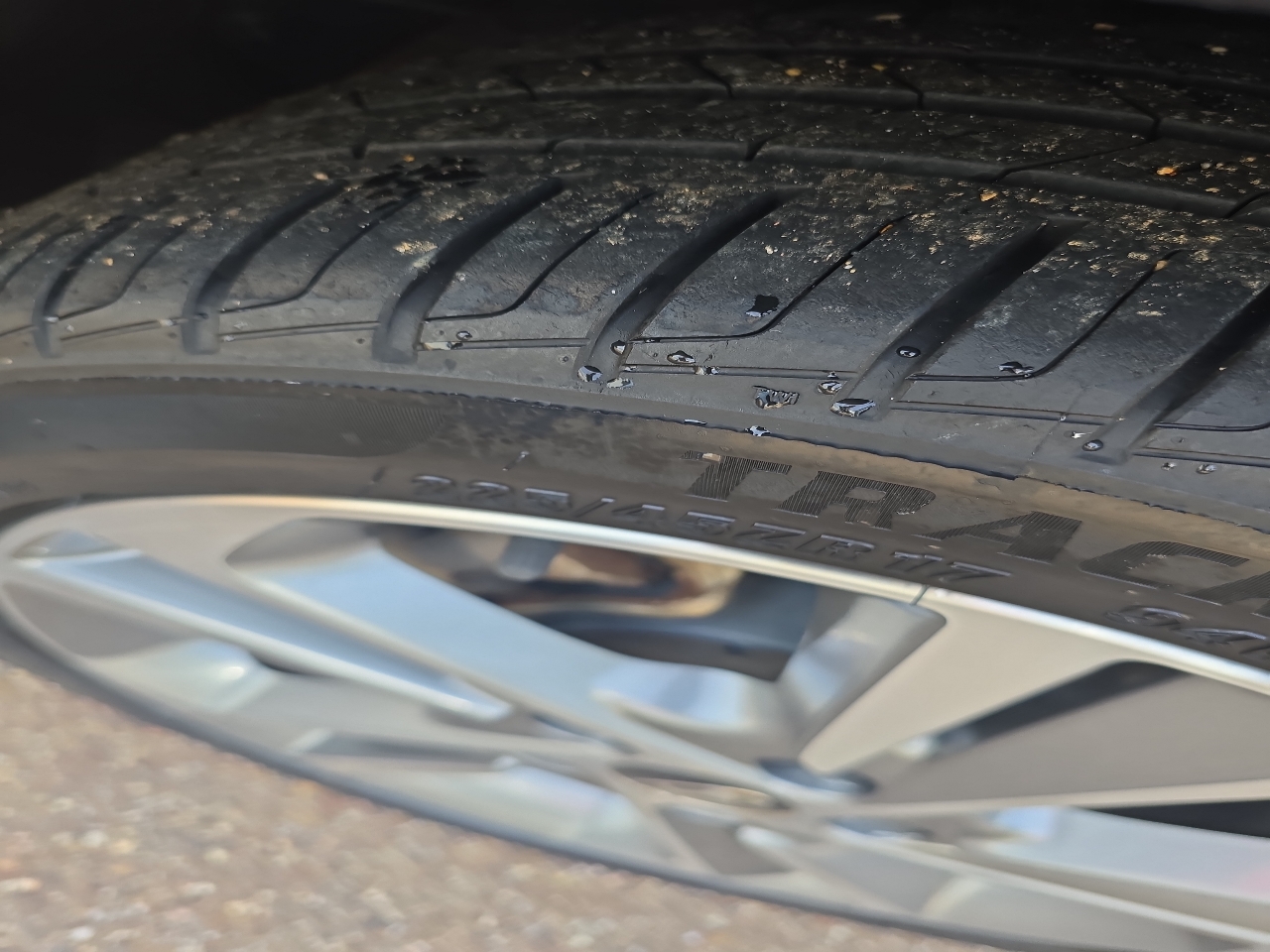 Hyundai Elantra Limited 4D Sedan at 2017