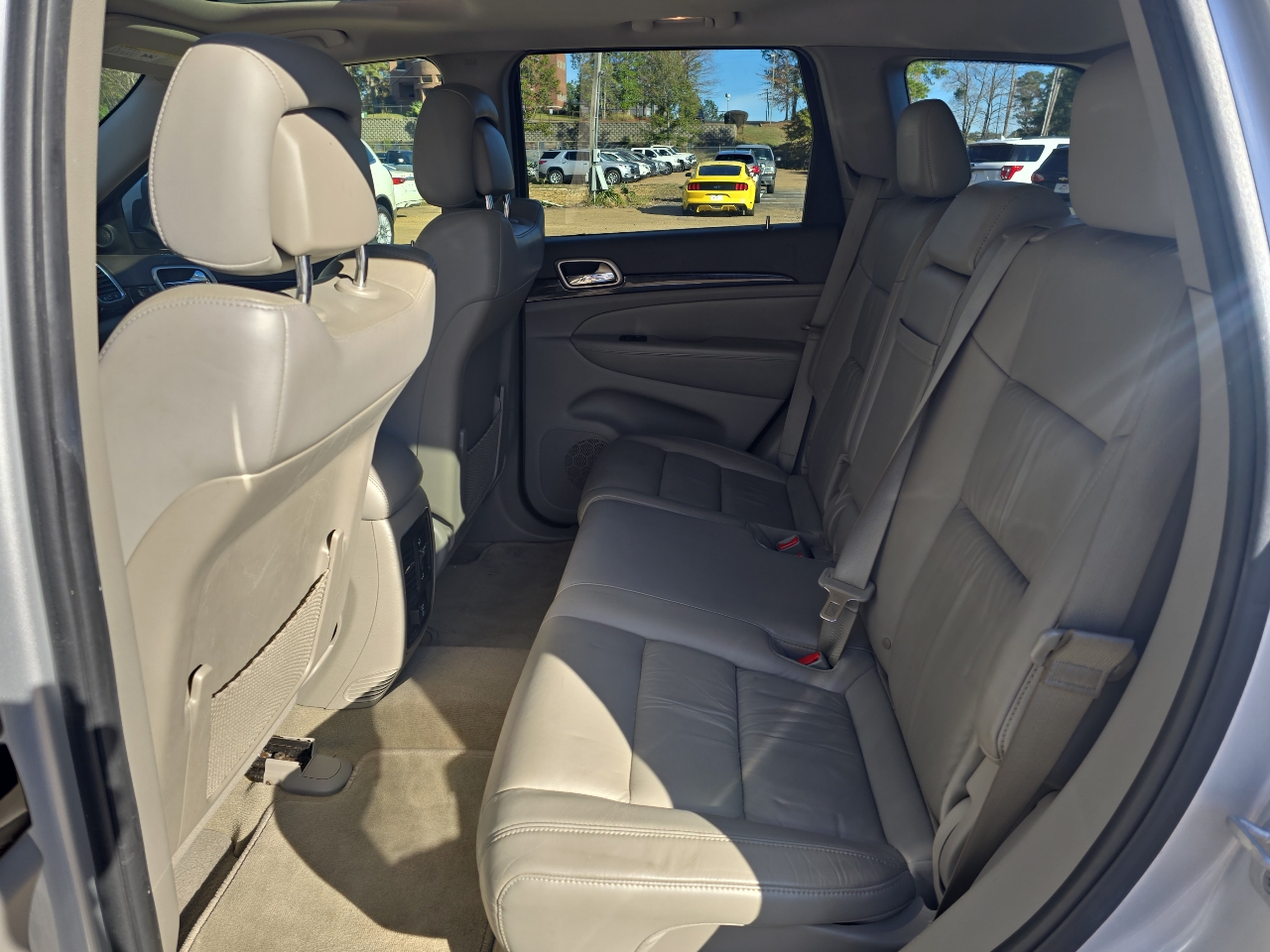 Jeep Grand Cherokee  2011