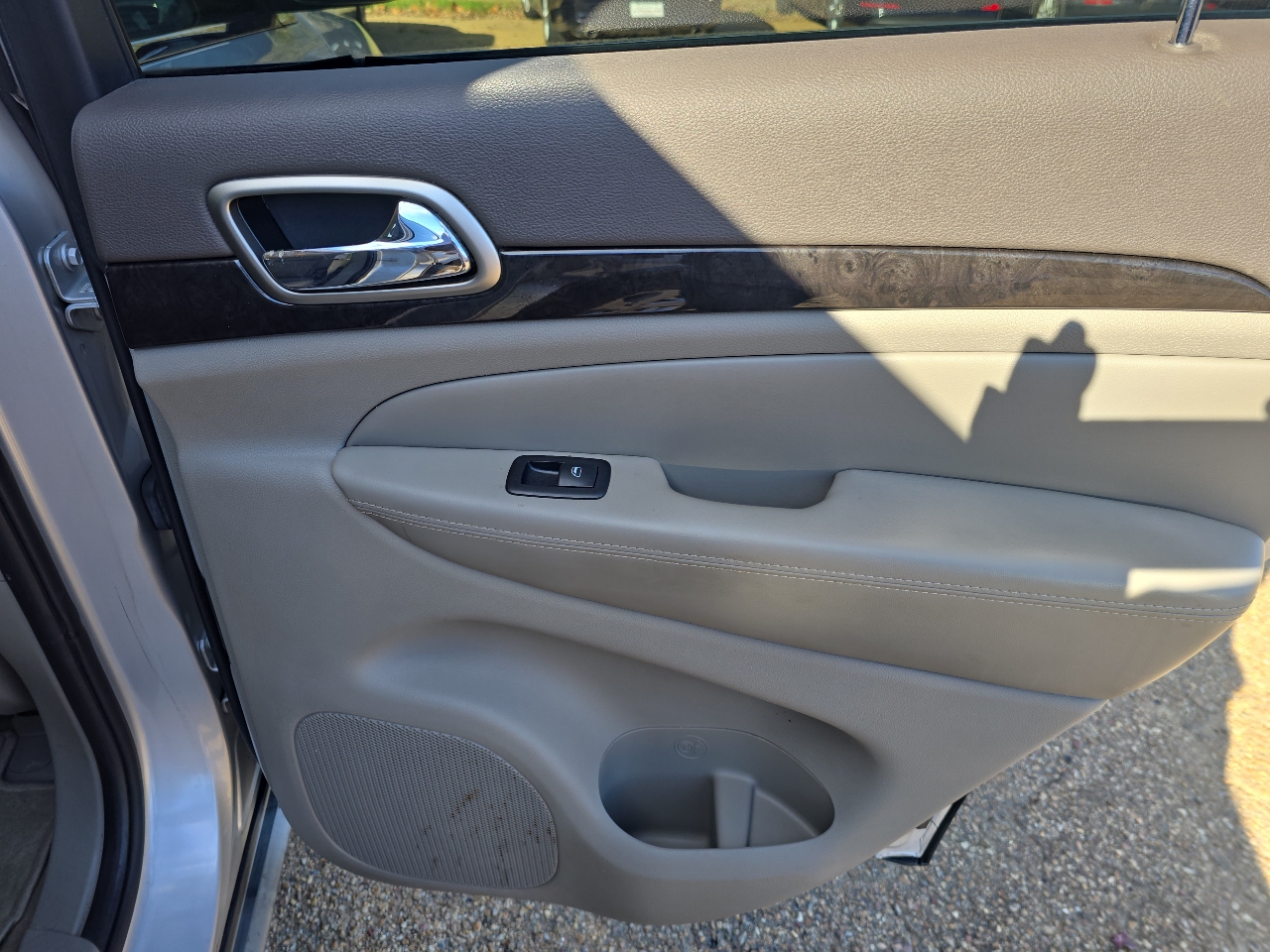 Jeep Grand Cherokee  2011