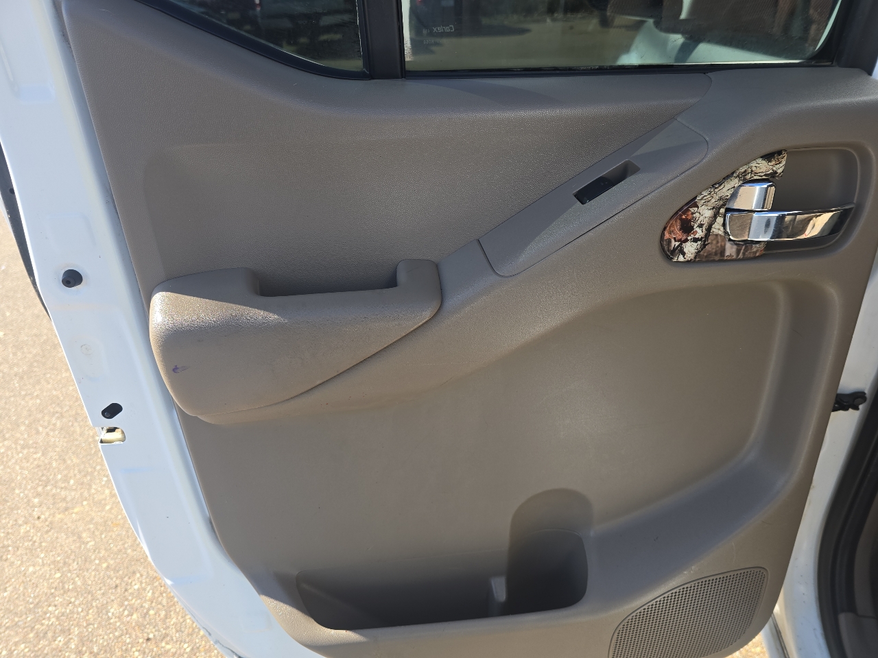 Nissan Frontier 4WD Crew Cab SWB Auto SV 2011