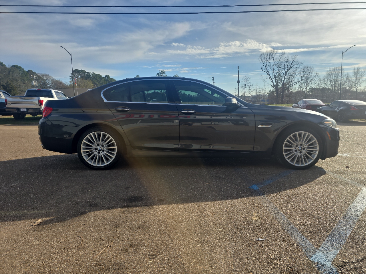 BMW 5-Series 550xi 4D Sedan 2014