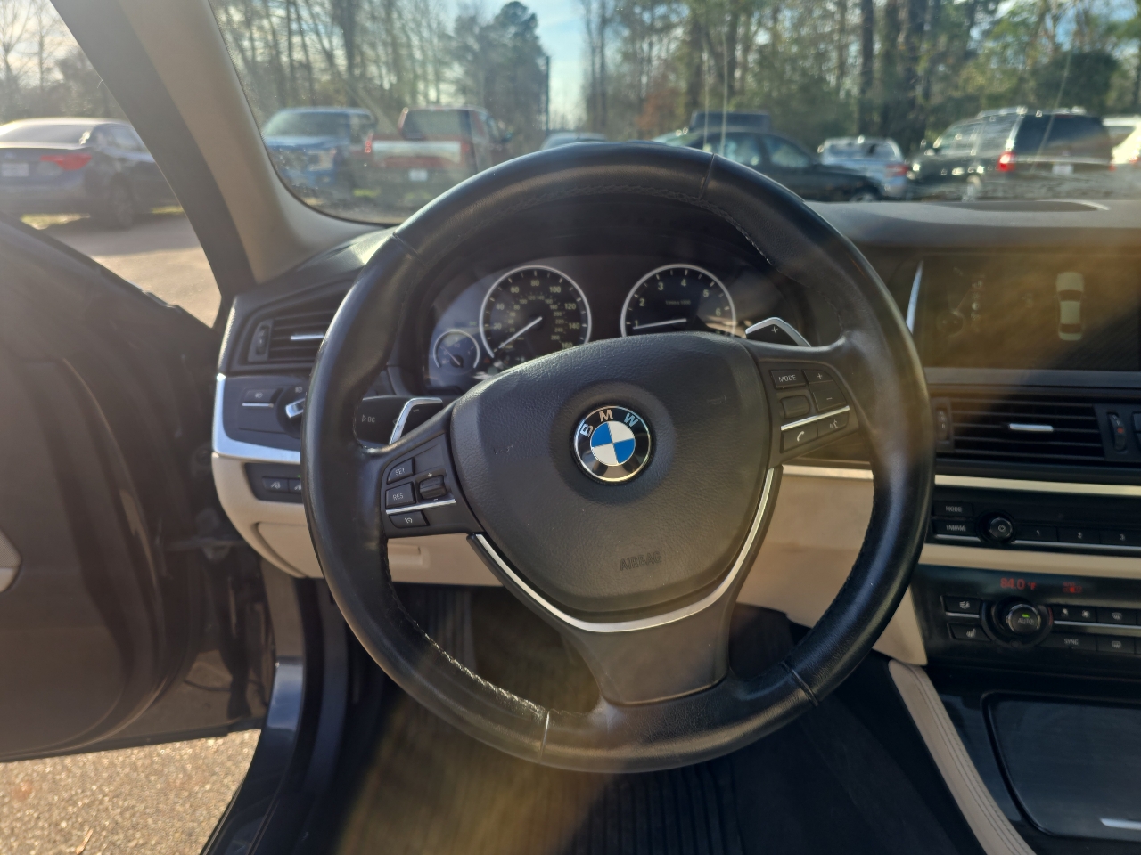 BMW 5-Series 550xi 4D Sedan 2014