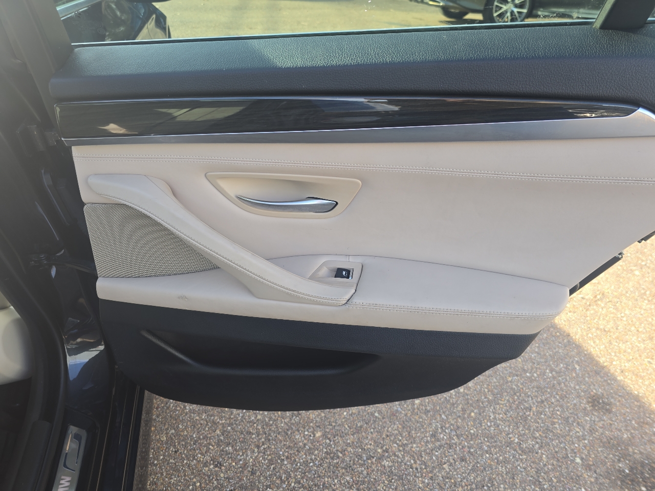 BMW 5-Series 550xi 4D Sedan 2014