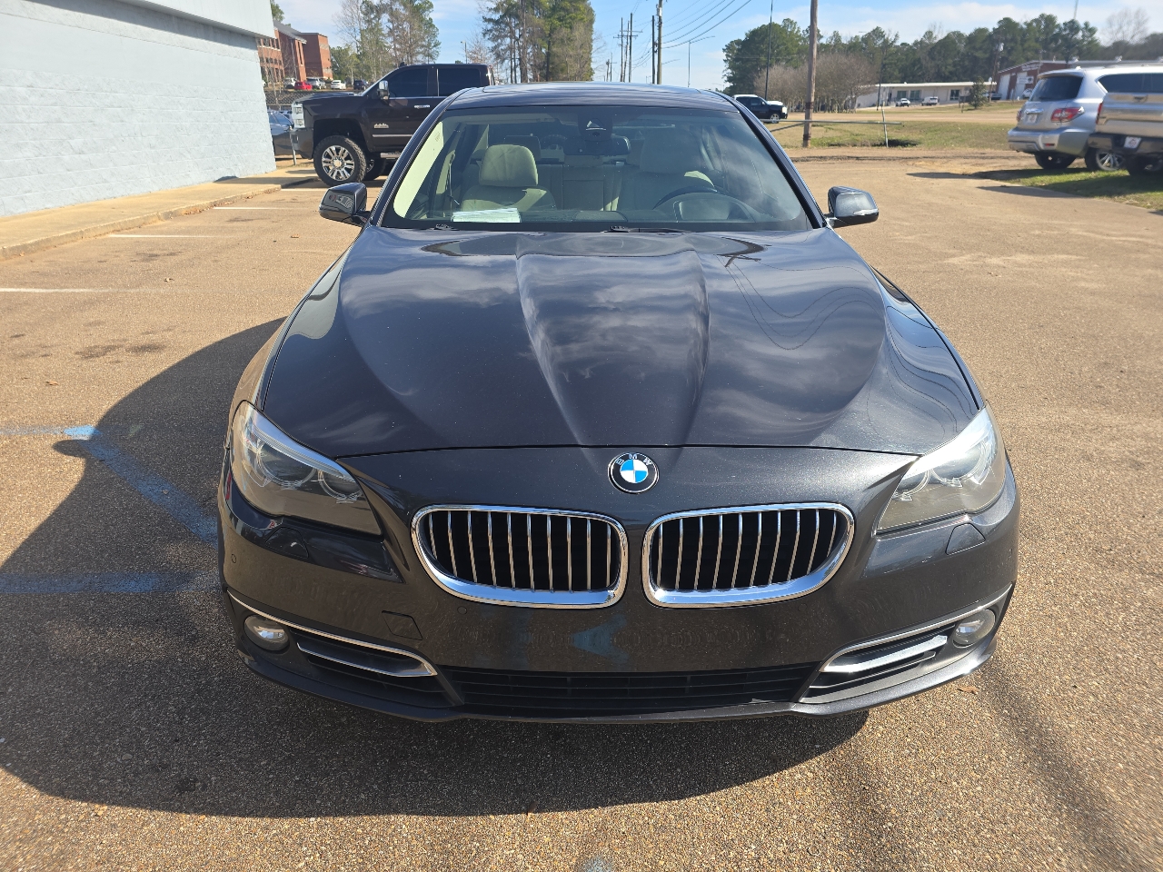 BMW 5-Series 550xi 4D Sedan 2014