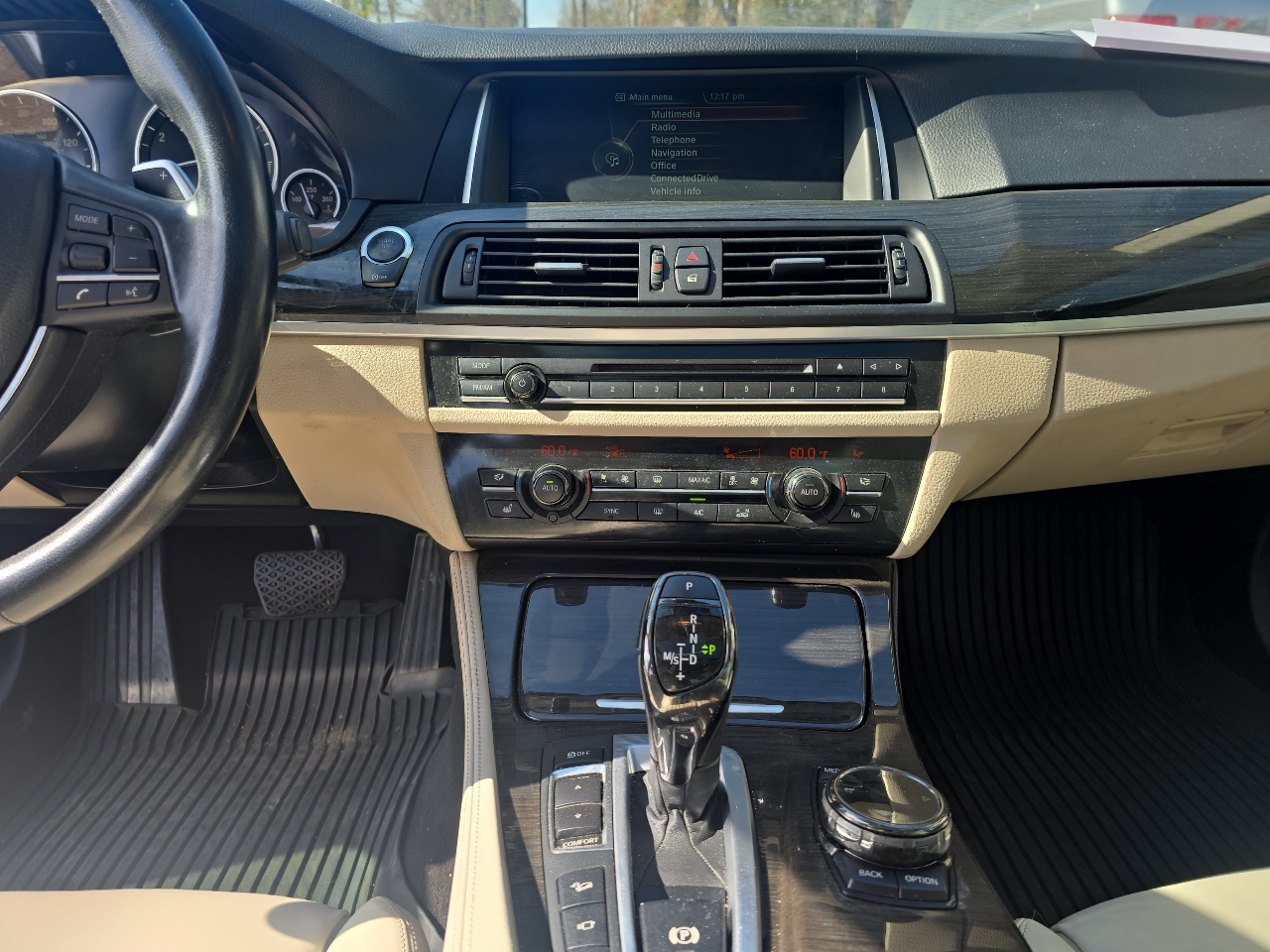 BMW 5-Series 550xi 4D Sedan 2014