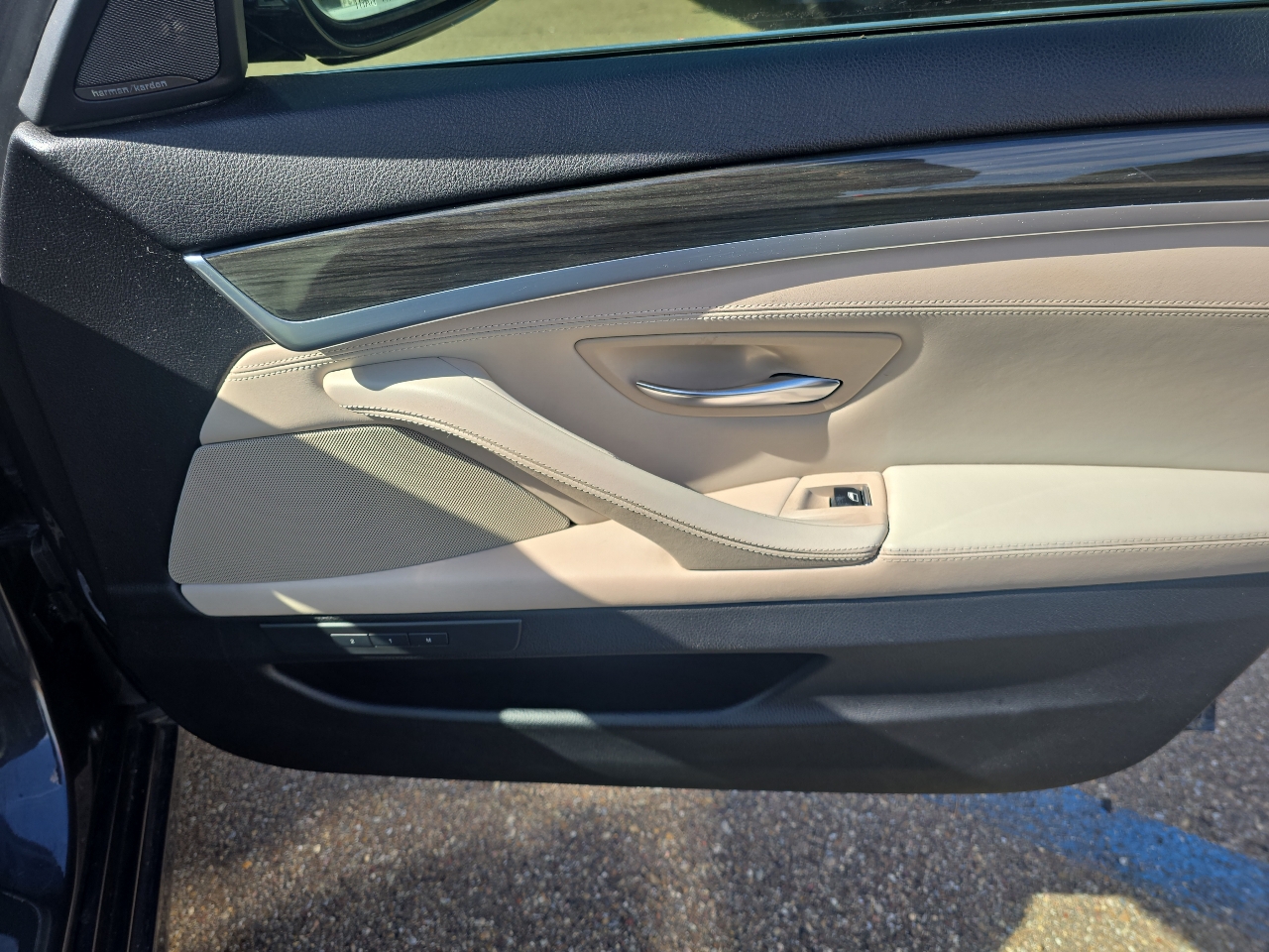 BMW 5-Series 550xi 4D Sedan 2014