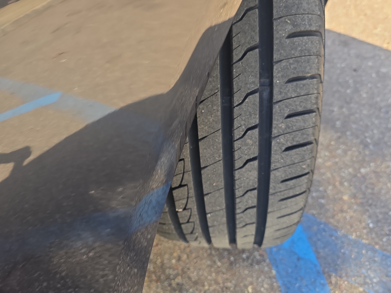 BMW 5-Series 550xi 4D Sedan 2014