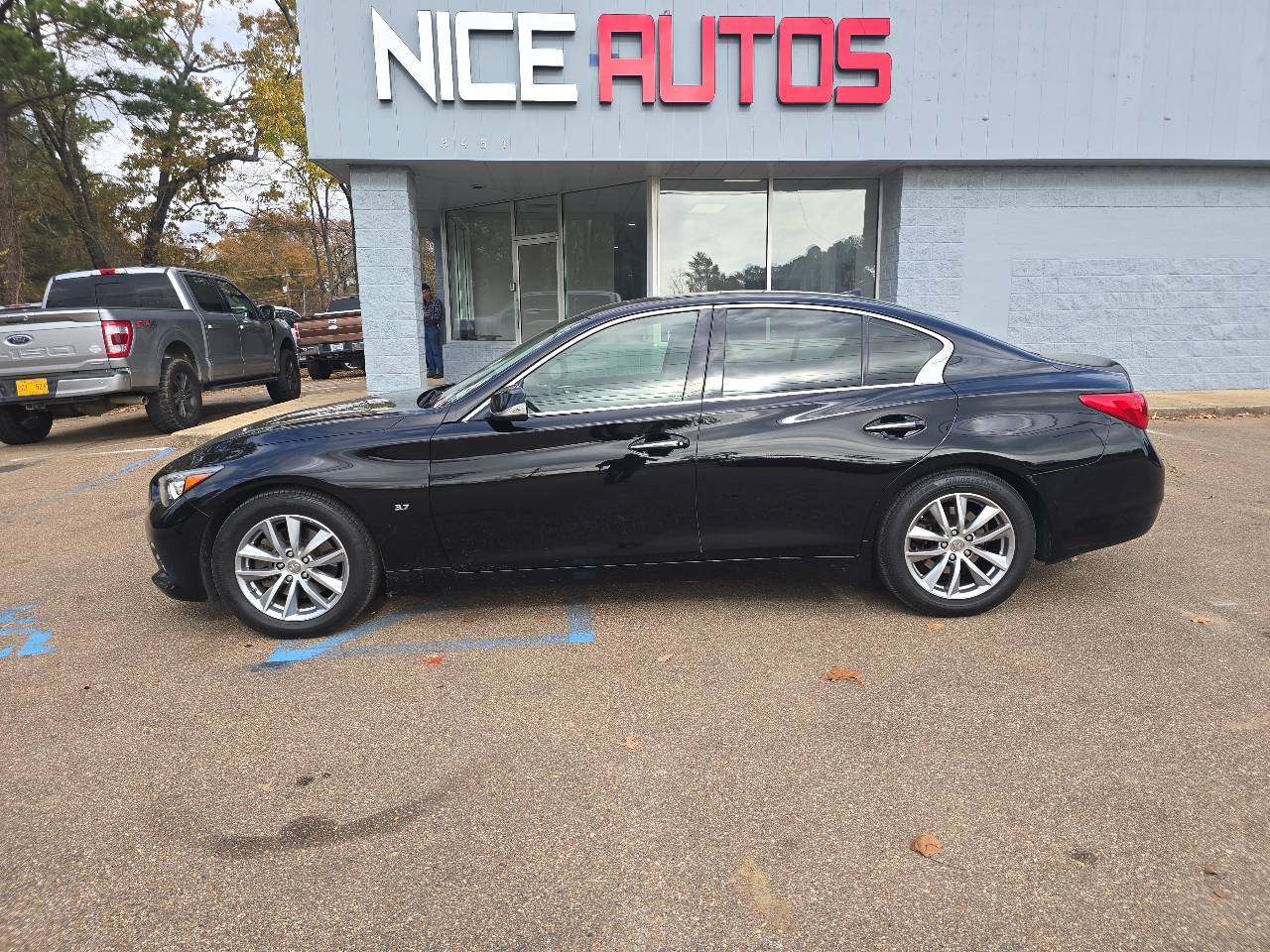 Infiniti Q50 Premium AWD 2014