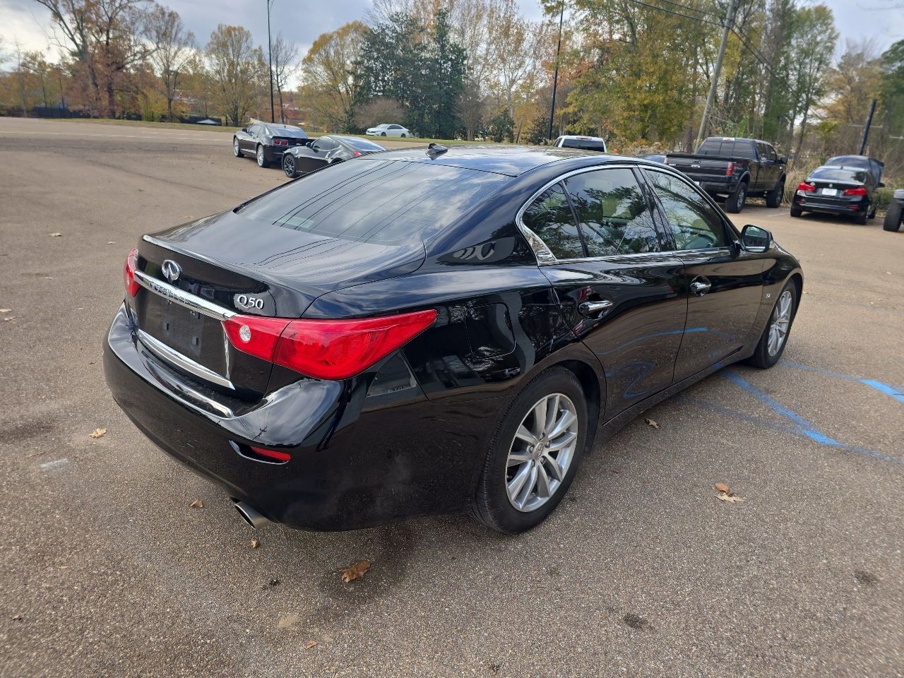 Infiniti Q50 Premium AWD 2014