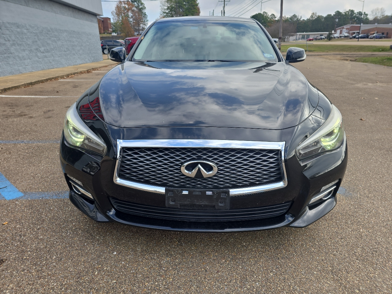 Infiniti Q50 Premium AWD 2014