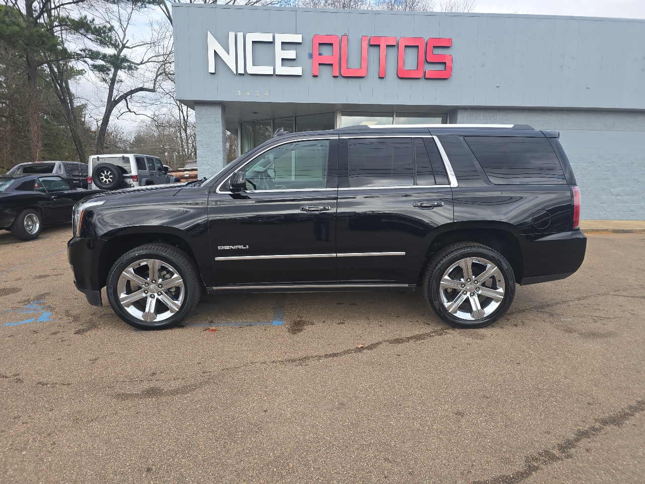 GMC Yukon Denali  2017