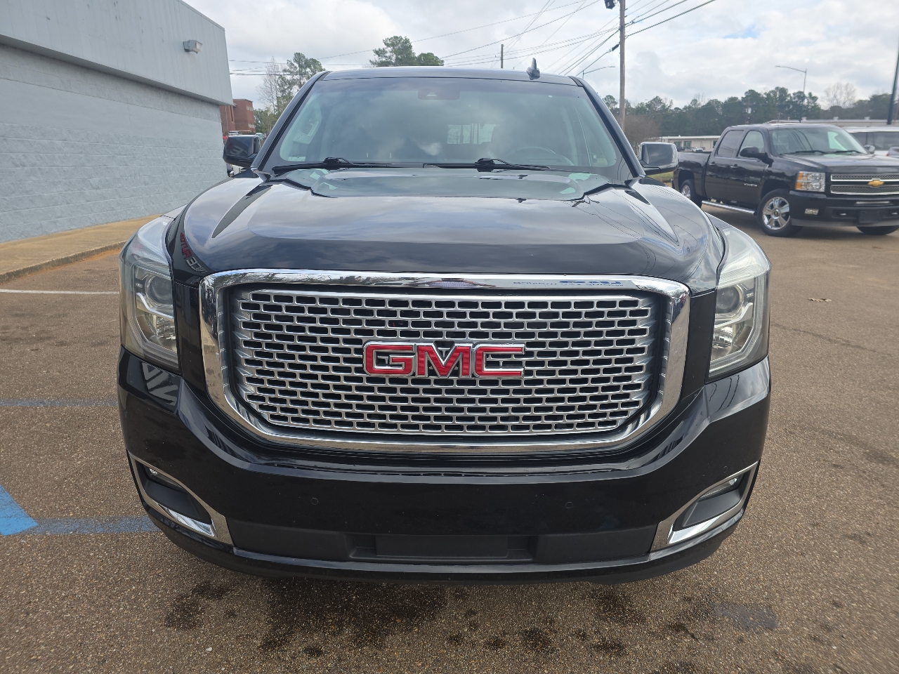 GMC Yukon Denali  2017