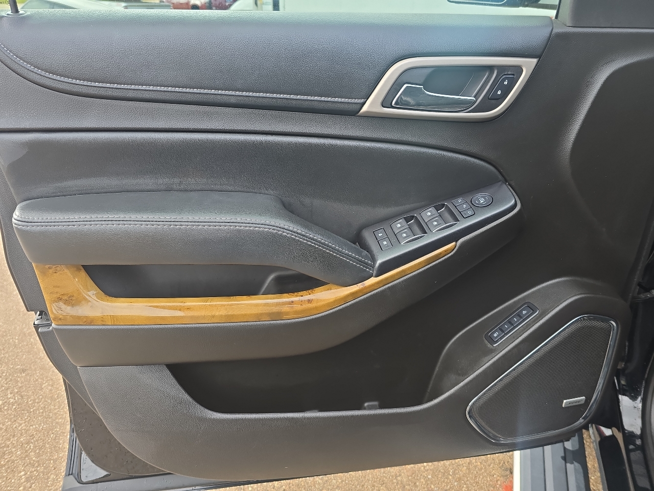 GMC Yukon Denali  2017