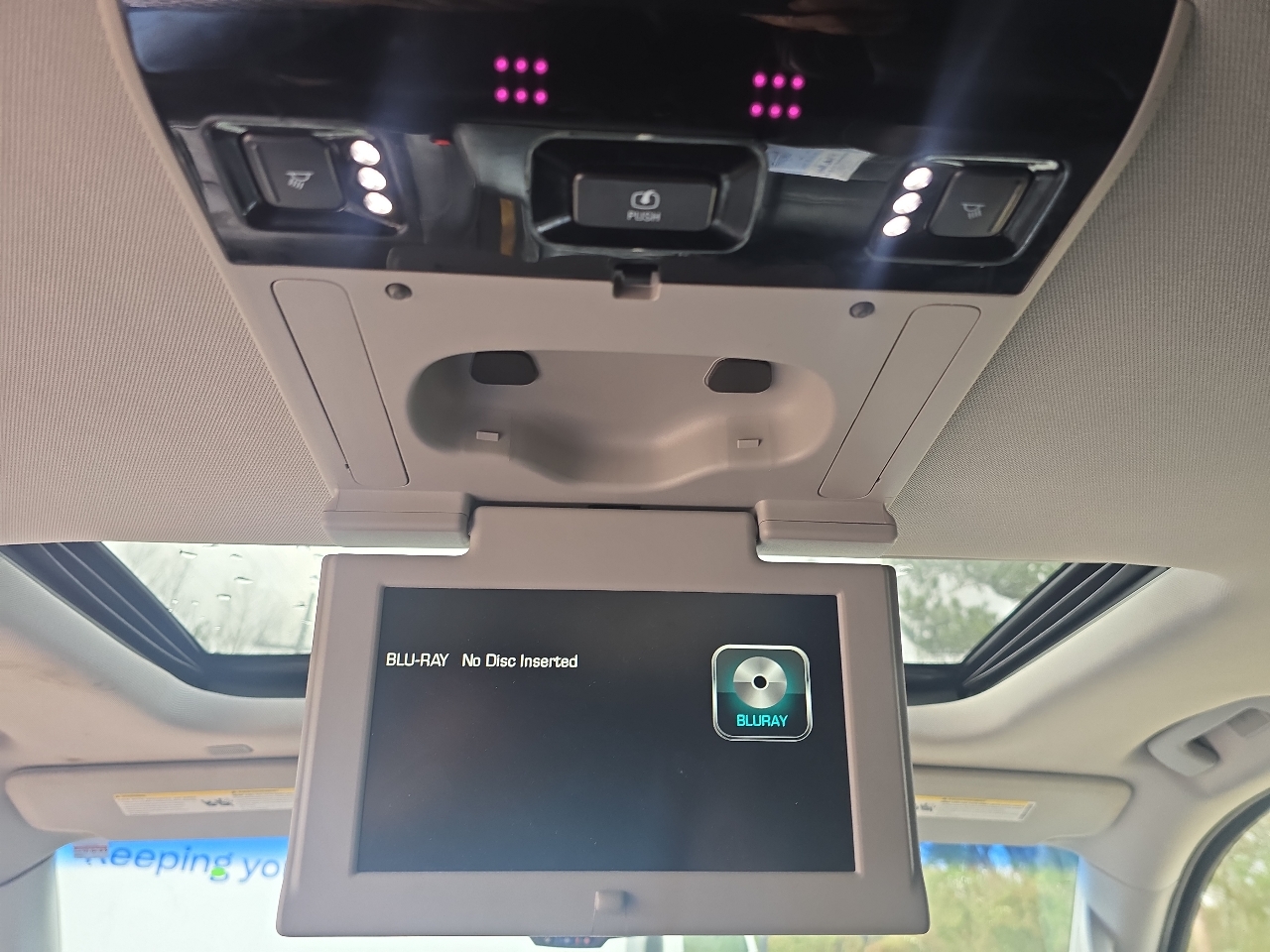 GMC Yukon Denali  2017