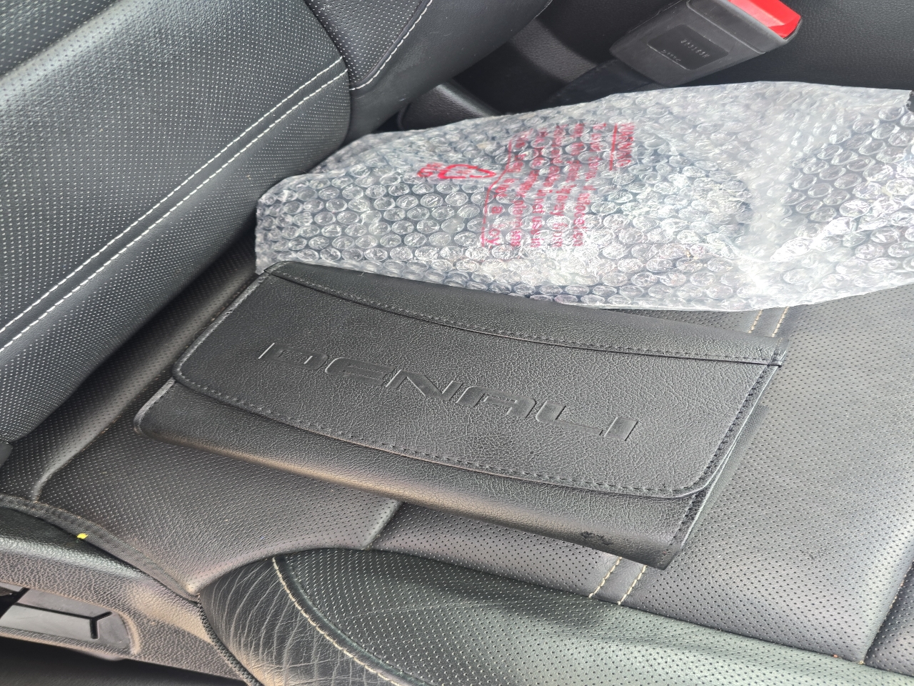 GMC Yukon Denali  2017