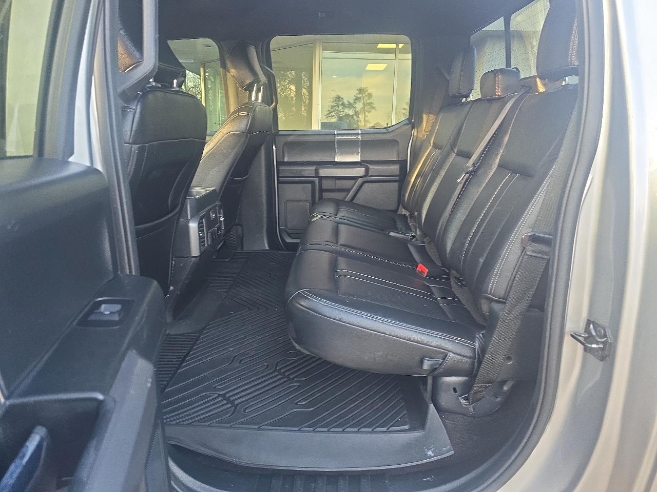 Ford F-150 4WD SuperCrew 145" XLT 2020