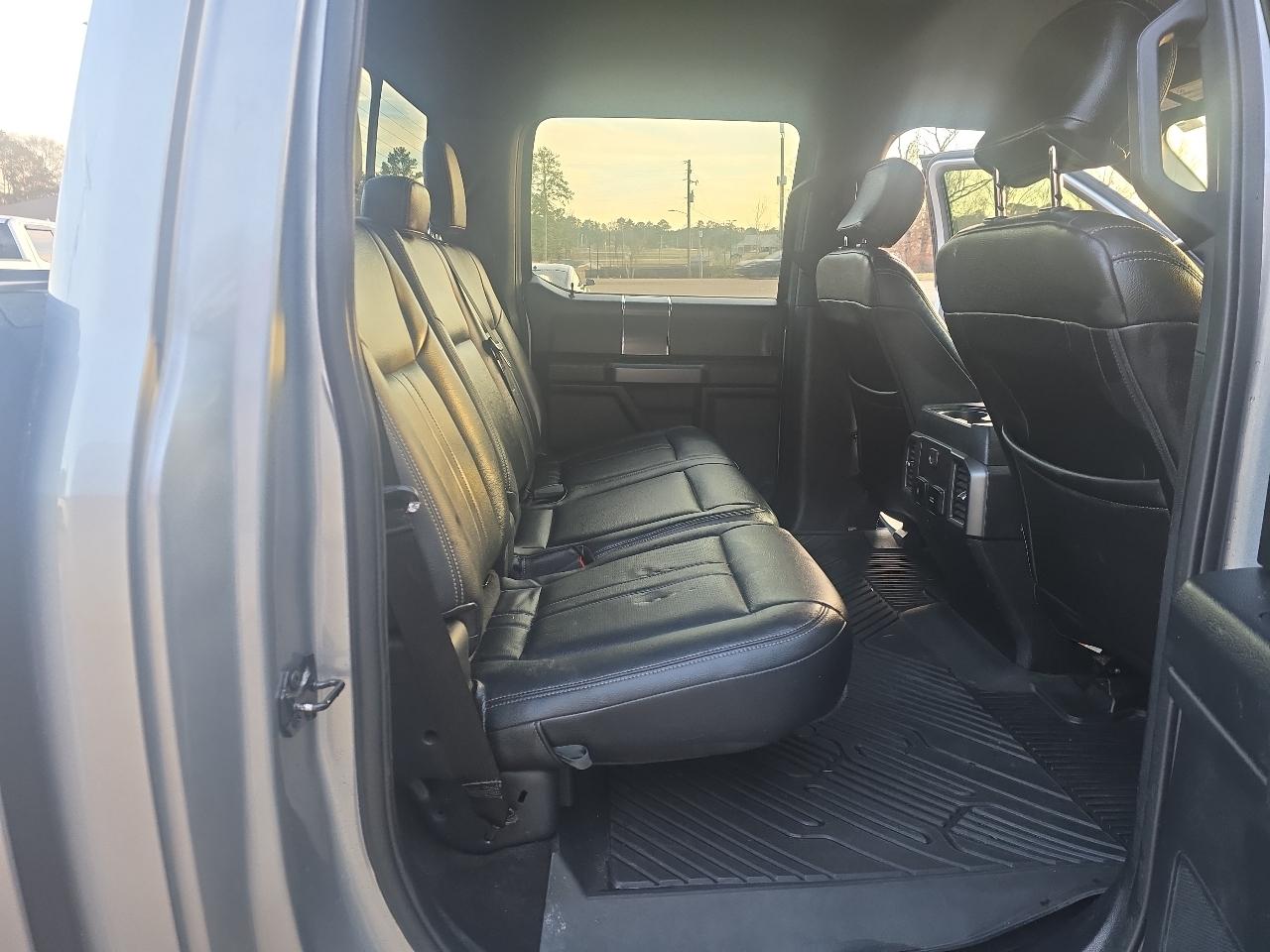 Ford F-150 4WD SuperCrew 145" XLT 2020