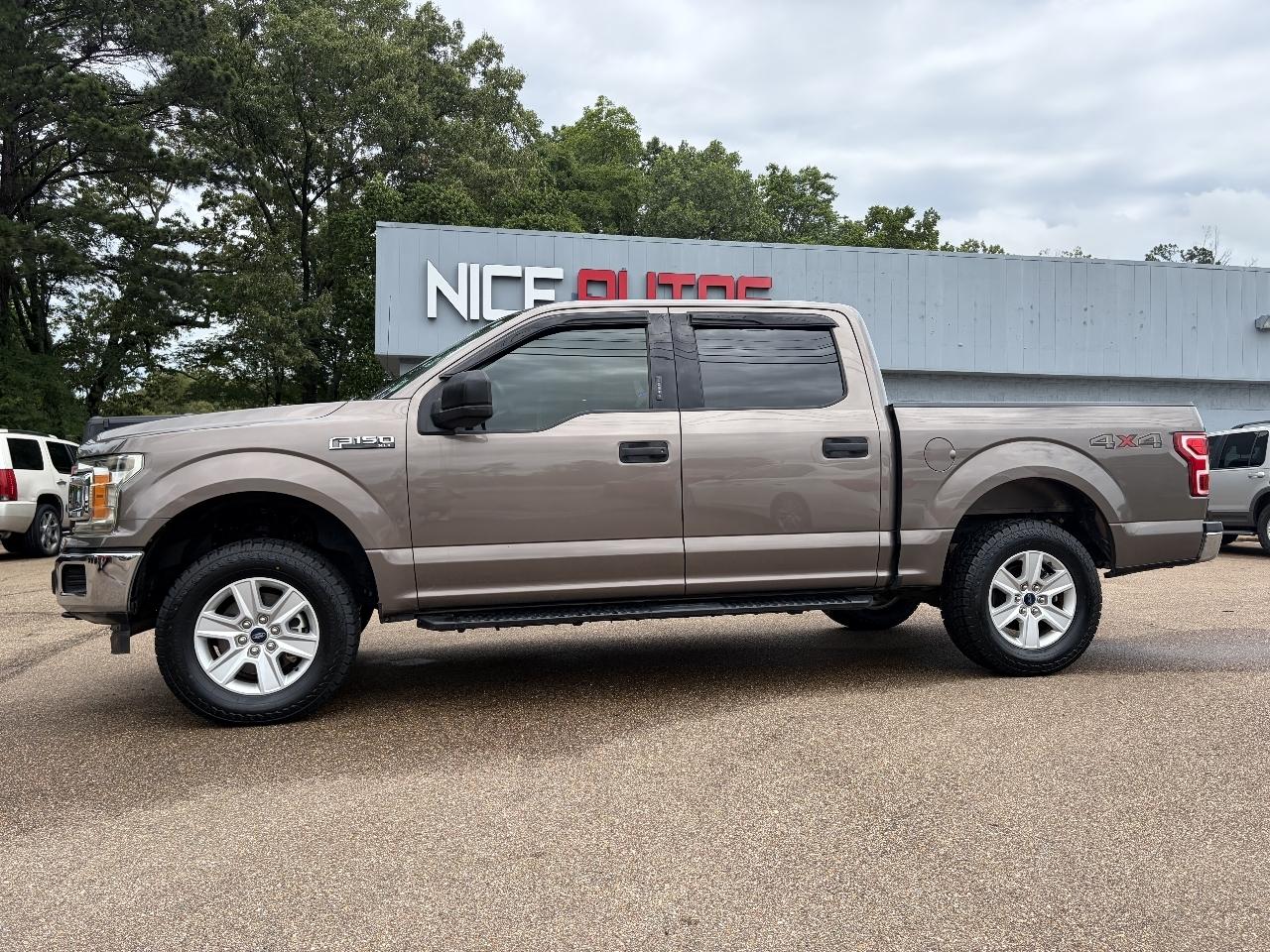 Ford F-150 4WD SuperCrew 145" XLT 2019
