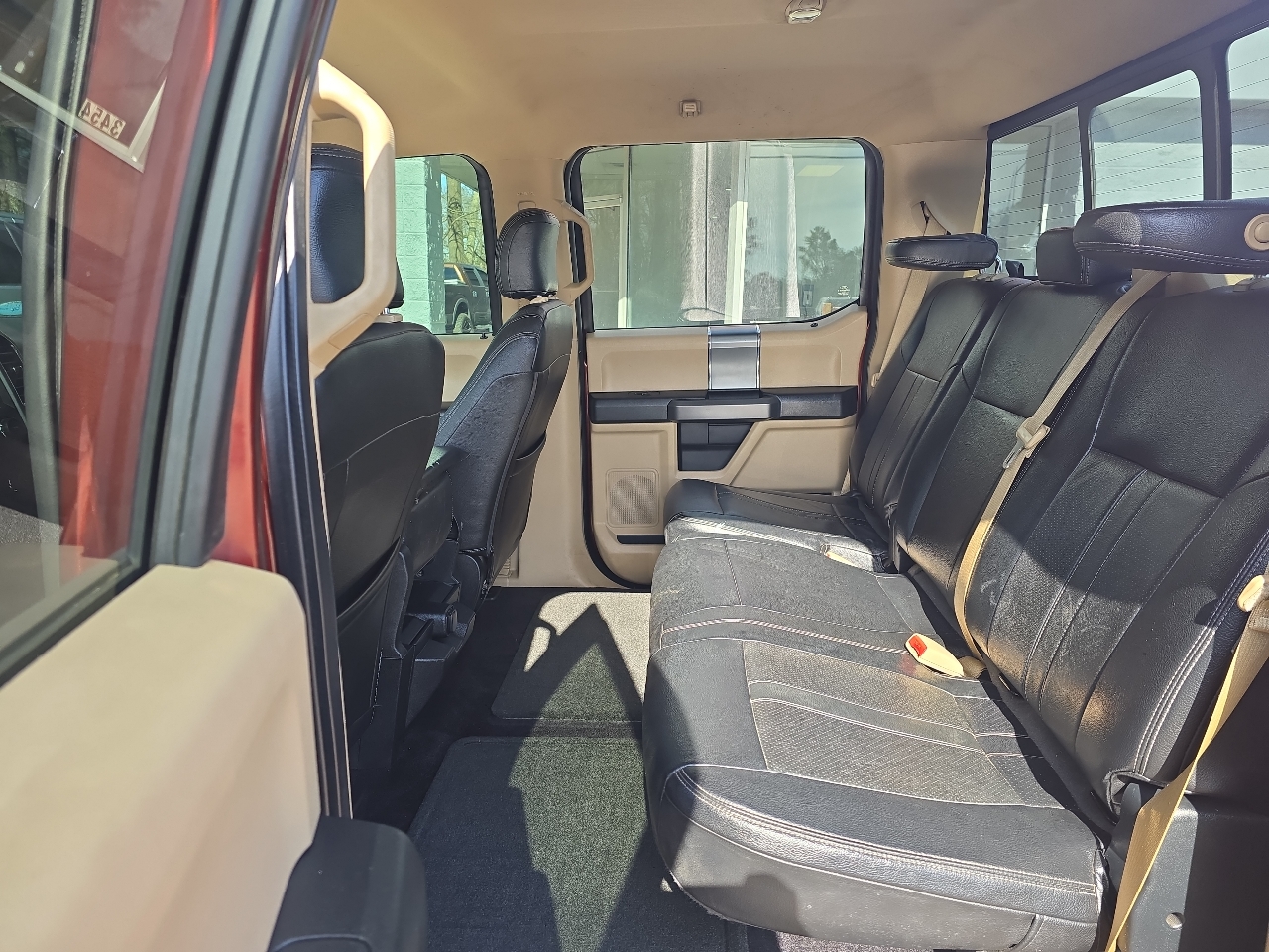 Ford F-150 4WD SuperCrew 145" XLT 2015