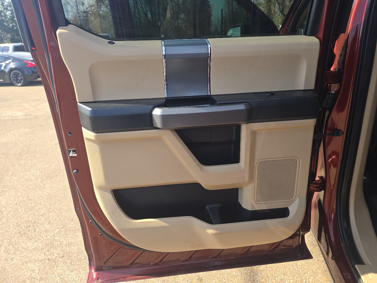 Ford F-150 4WD SuperCrew 145" XLT 2015