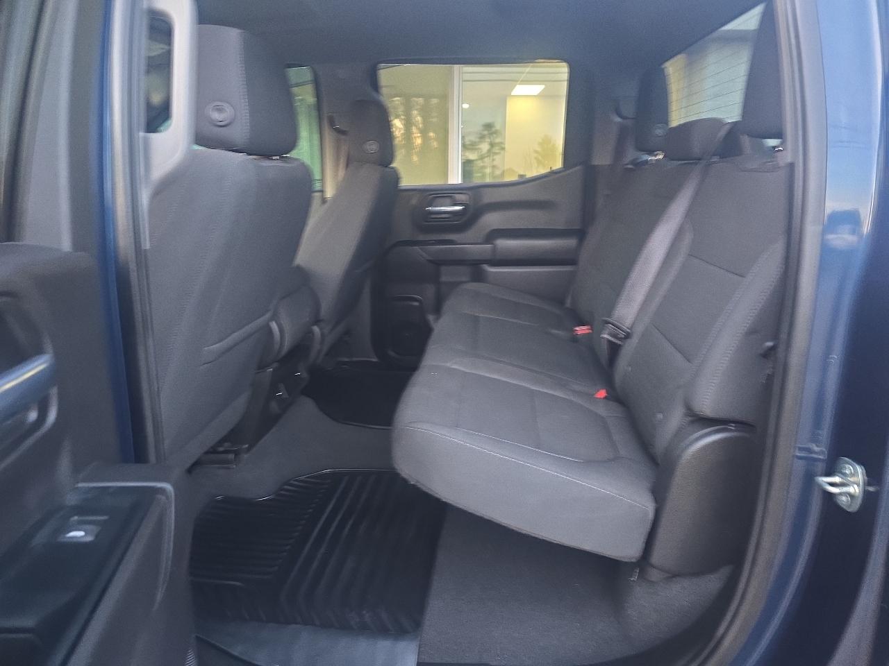 Chevrolet Silverado 1500 Limited Custom Crew Cab Short Box 4WD 2022