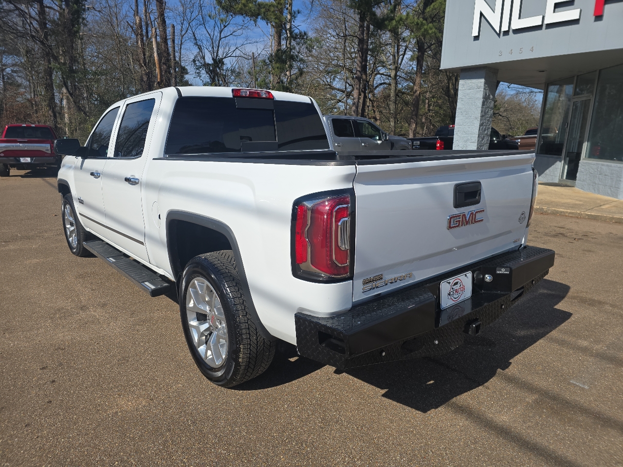 GMC Sierra 1500 SLT Crew Cab Short Bed 4WD 2018