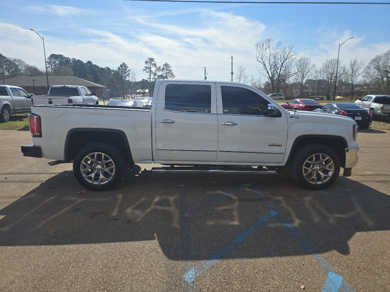 GMC Sierra 1500 SLT Crew Cab Short Bed 4WD 2018