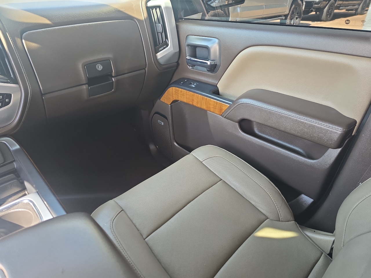 GMC Sierra 1500 SLT Crew Cab Short Bed 4WD 2018