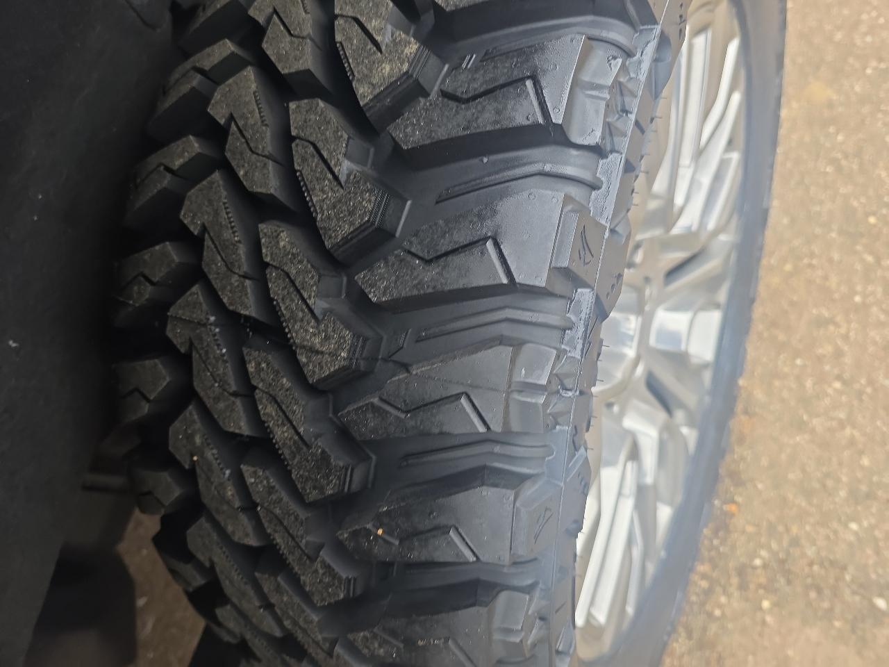 GMC Sierra 1500 SLT Crew Cab Short Bed 4WD 2018