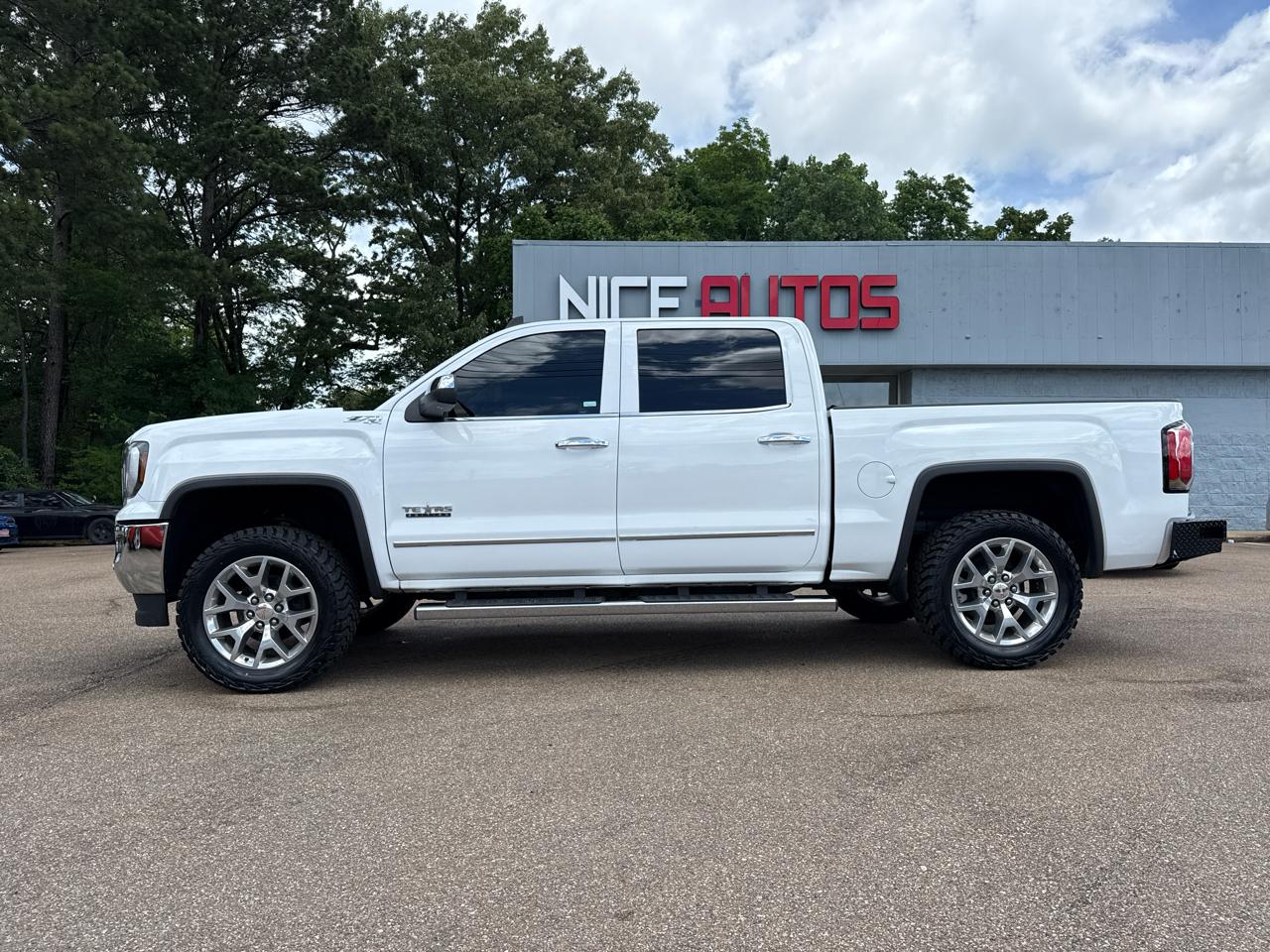 GMC Sierra 1500 SLT Crew Cab Short Bed 4WD 2018
