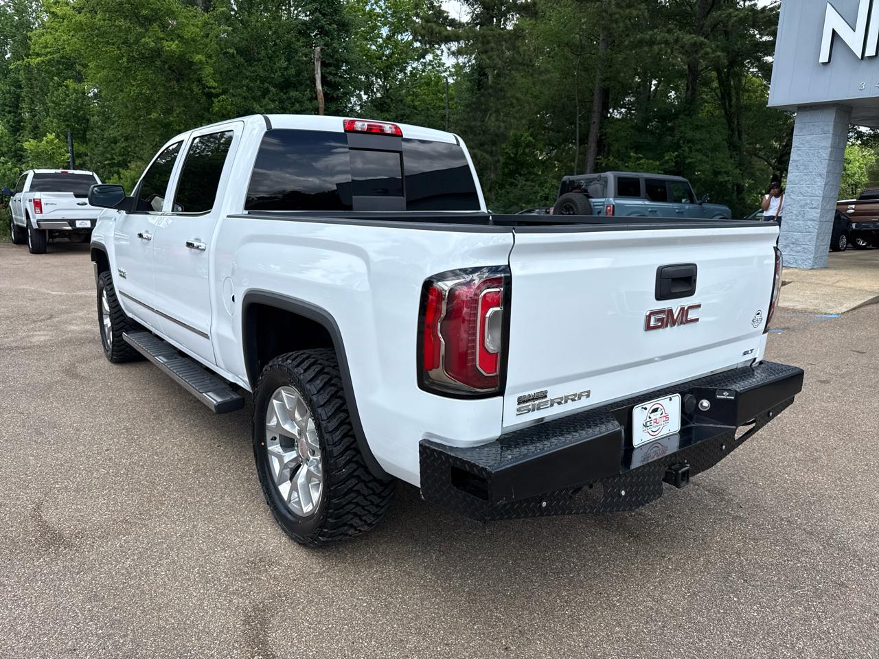 GMC Sierra 1500 SLT Crew Cab Short Bed 4WD 2018