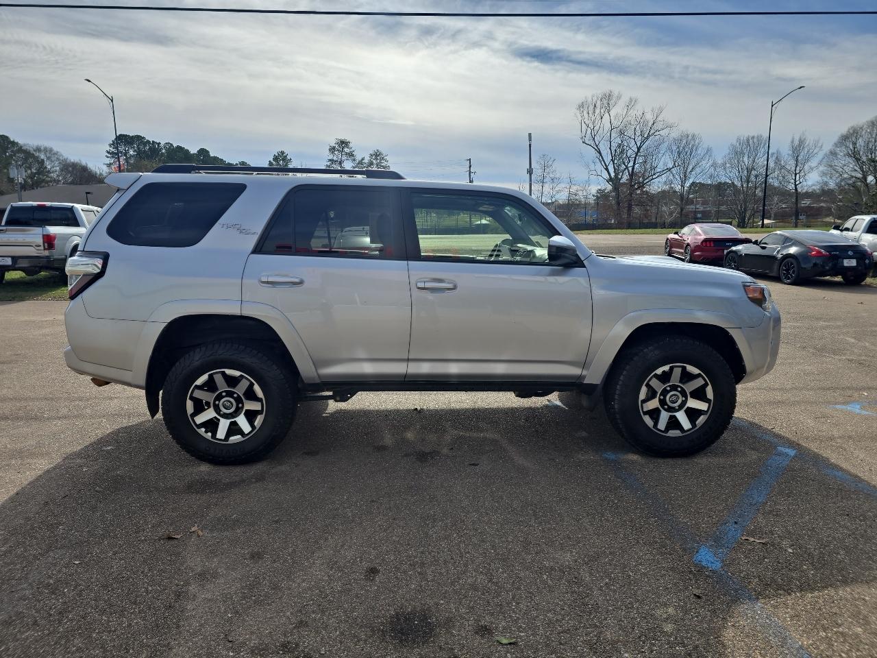 Toyota 4Runner TRD Off Road Premium 4WD (Natl) 2019