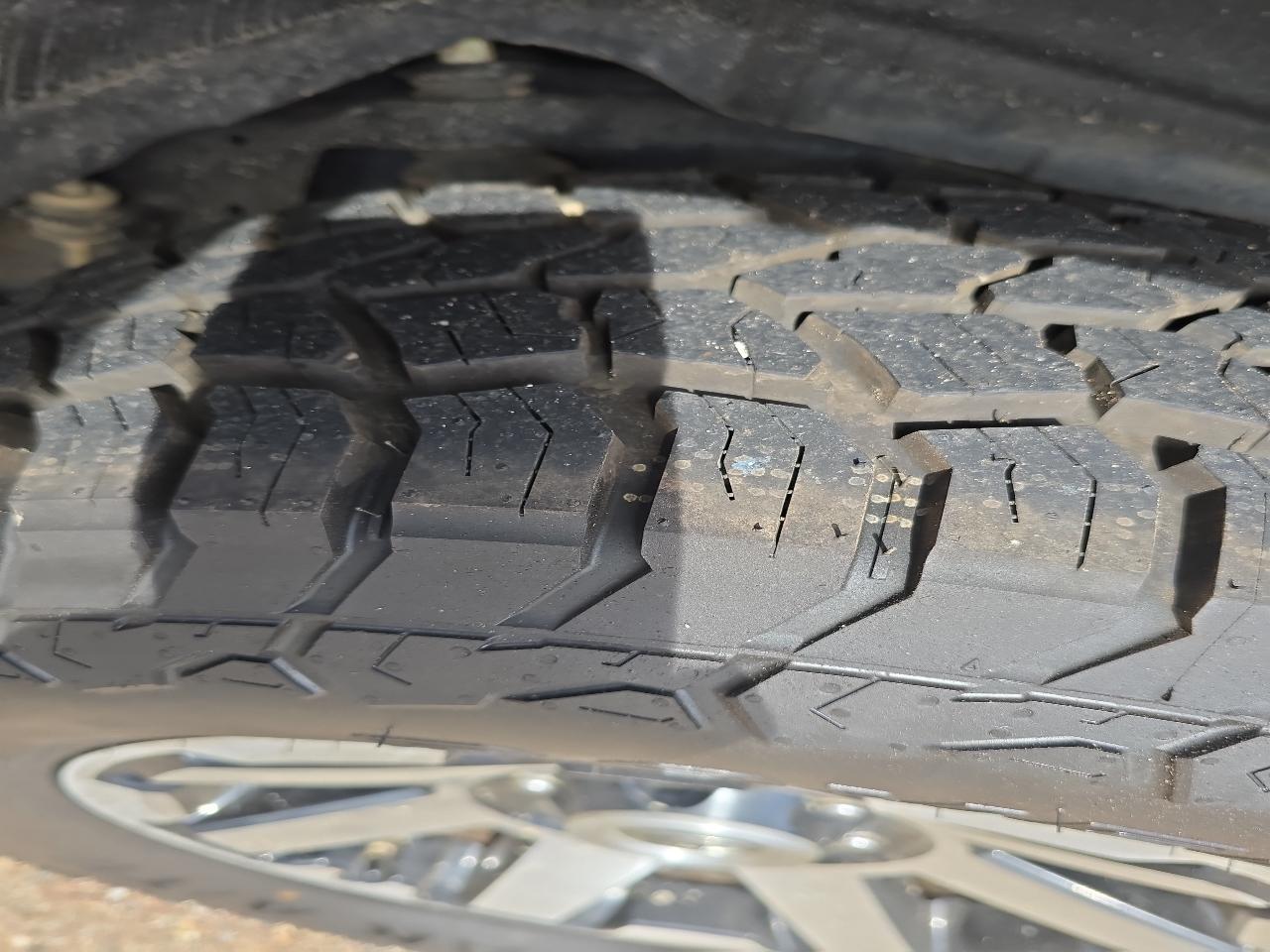 Toyota 4Runner TRD Off Road Premium 4WD (Natl) 2019