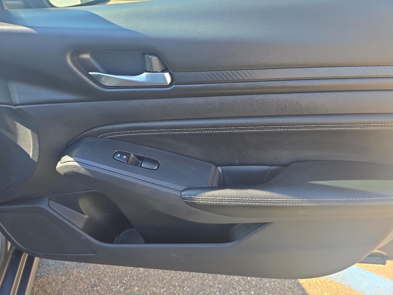 Nissan Altima S 4D Sedan AWD 2.5 2019