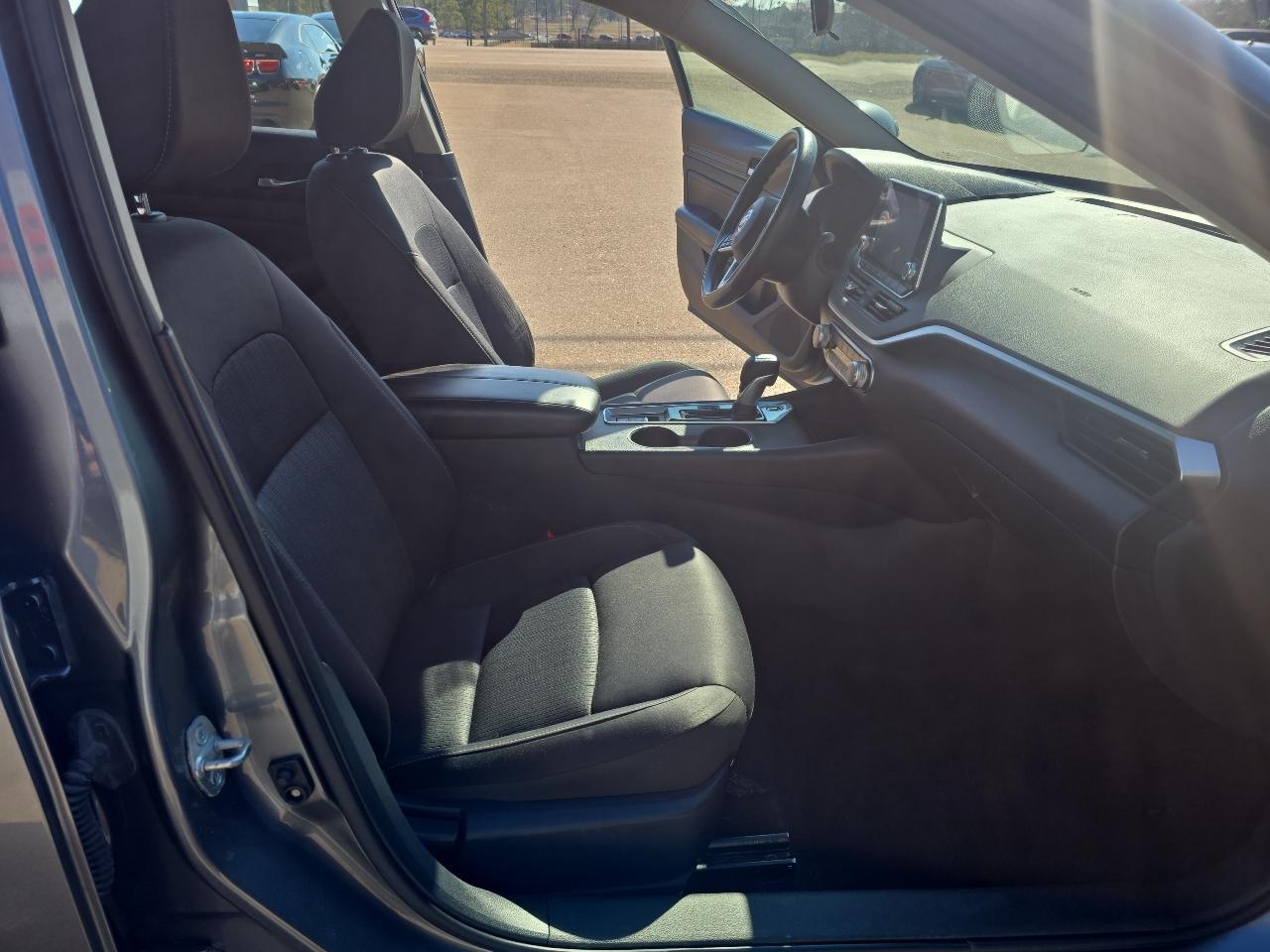 Nissan Altima S 4D Sedan AWD 2.5 2019